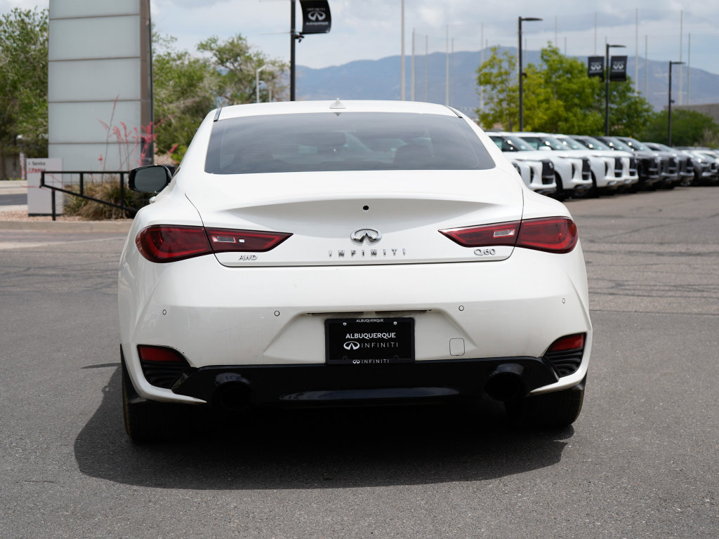 Used 2018 INFINITI Q60 3.0t Luxe w/ Sensory Package 3.0T Luxe AWD/4WD image 8