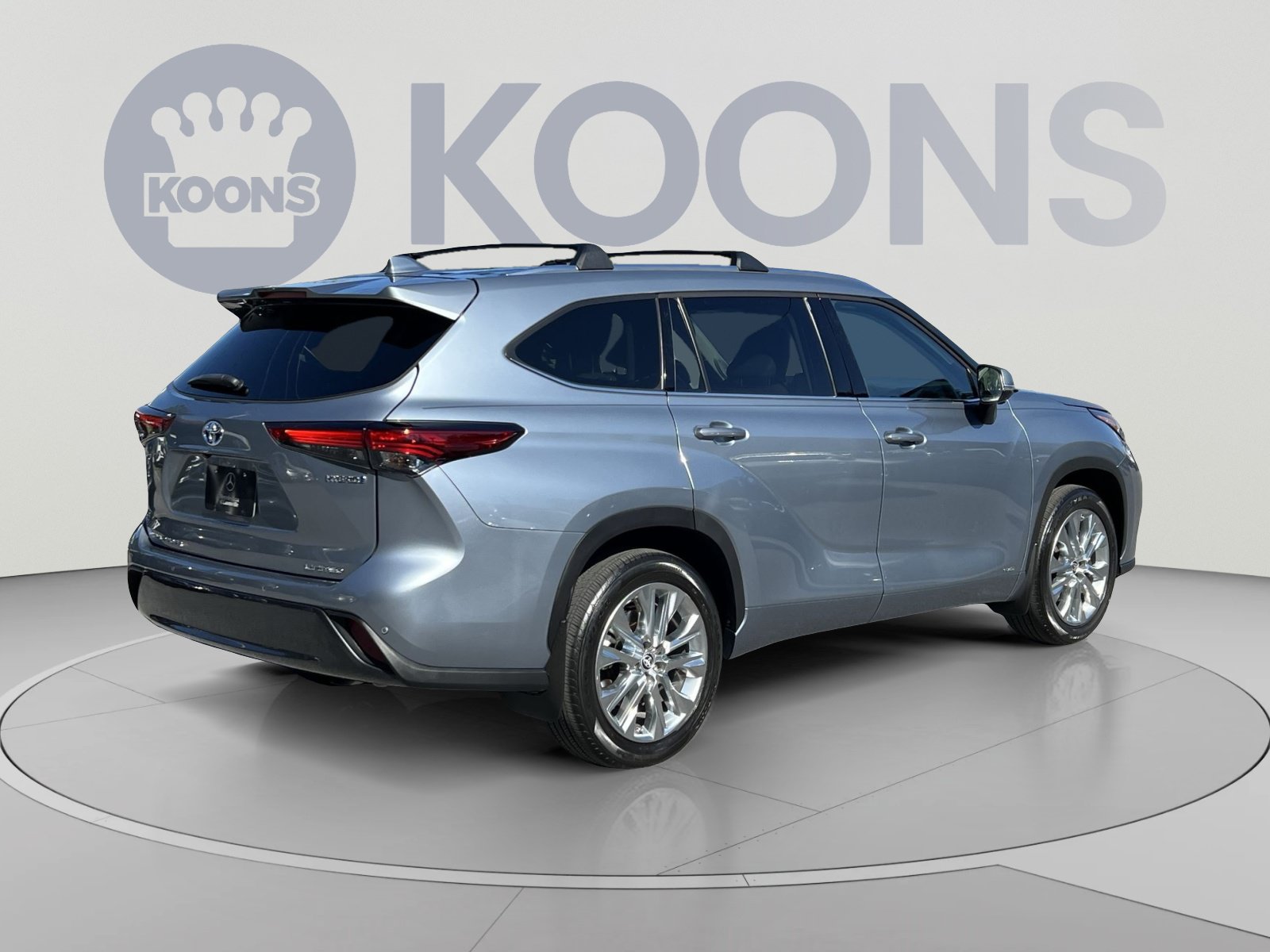 Used 2023 Toyota Highlander Limited AWD/4WD image 11