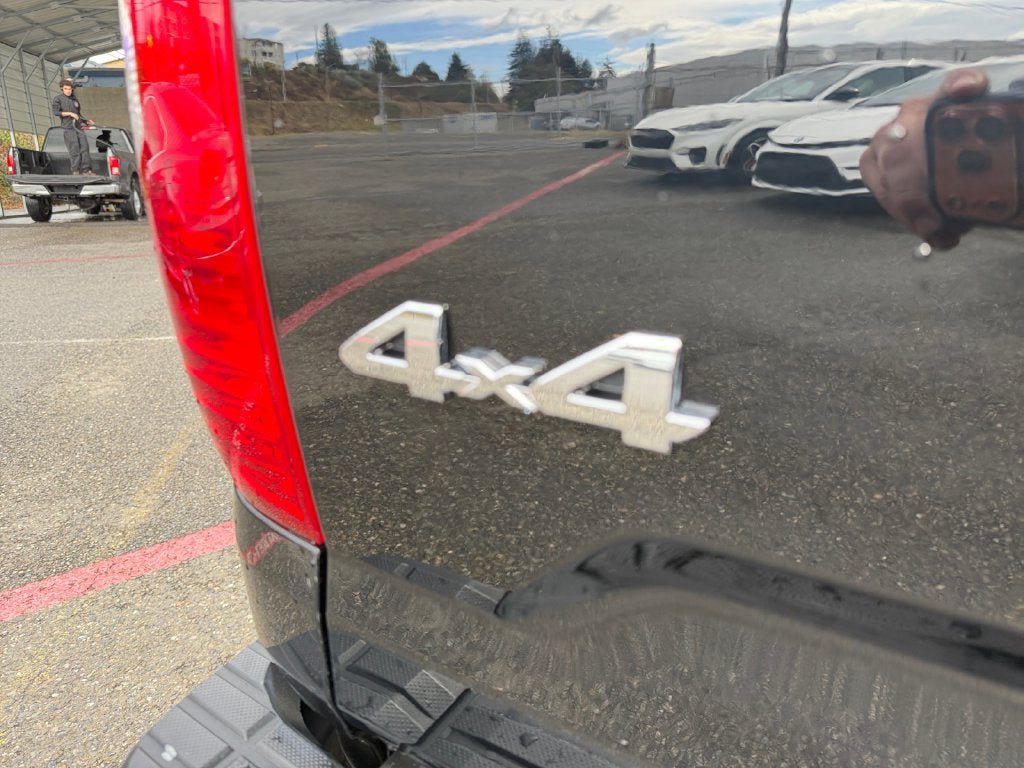 Used 2021 Toyota Tundra Platinum AWD/4WD image 34