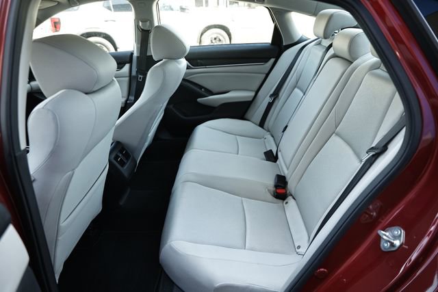 Used 2018 Honda Accord EX image 25