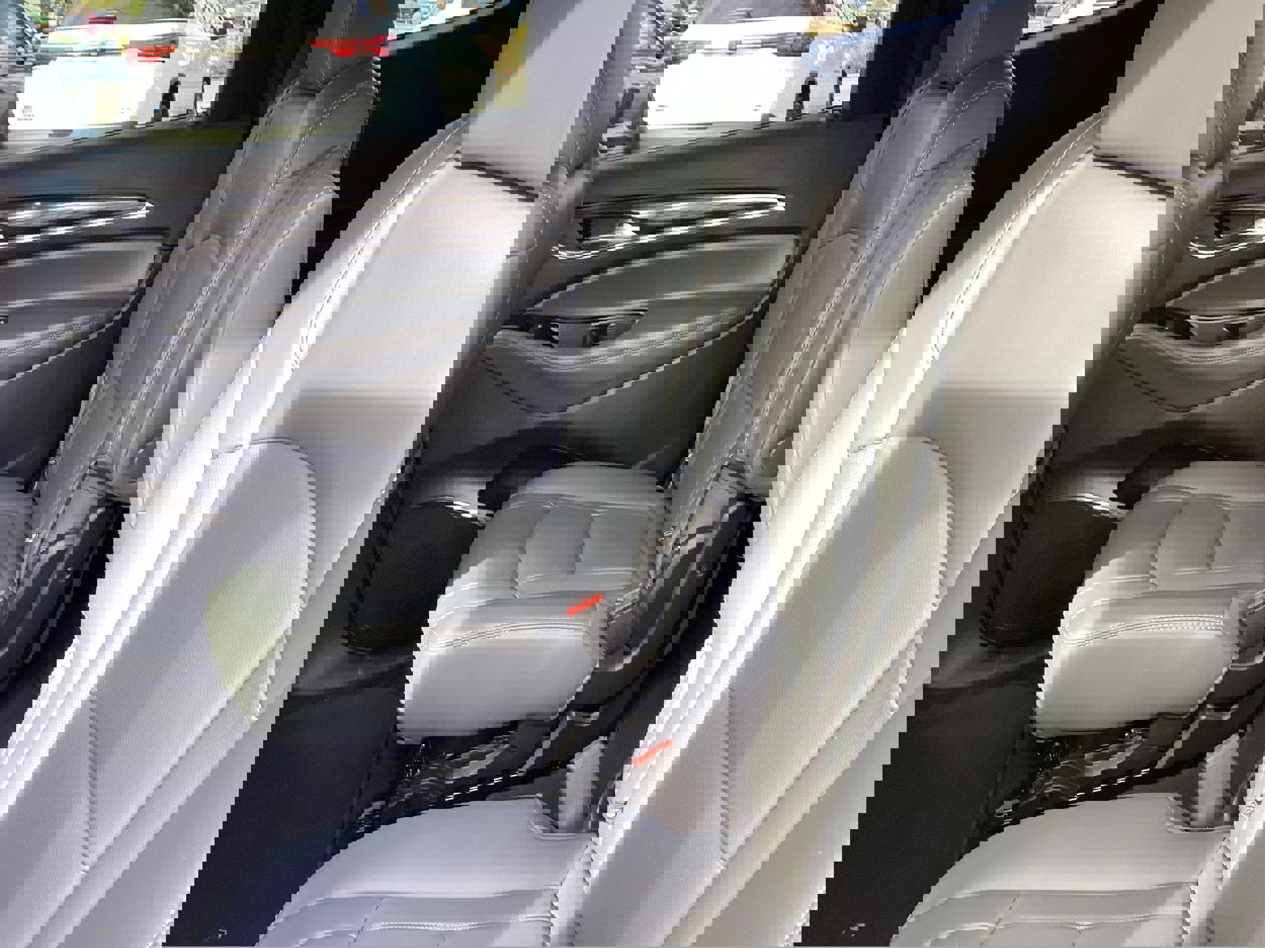 Used 2024 Buick Enclave Premium image 13