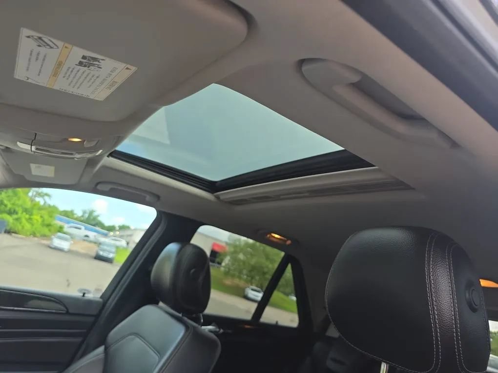 Used 2015 Mercedes-Benz ML 350 2WD image 16