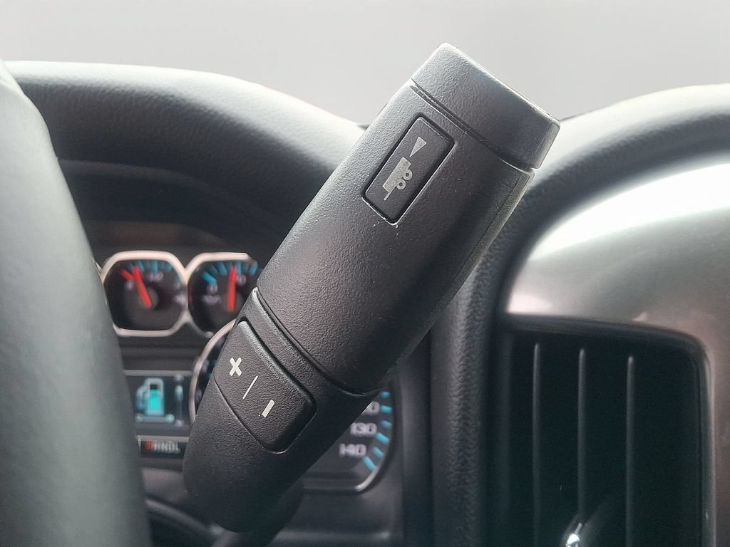 Used 2018 Chevrolet Silverado 1500 LT w/ All Star Edition AWD/4WD image 14