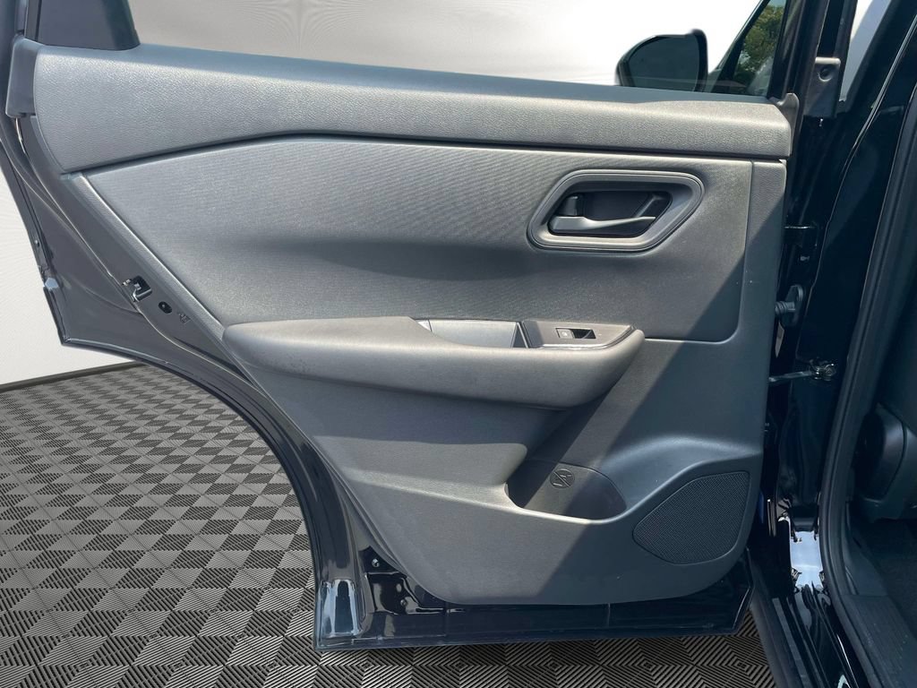 Certified 2026 Nissan Rogue S FWD image 13