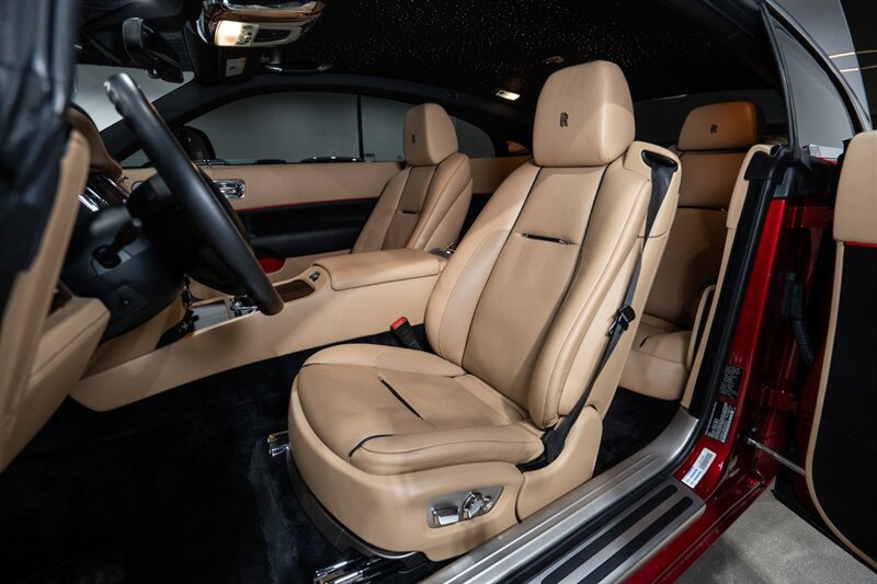 Used 2019 Rolls-Royce Wraith RWD image 20