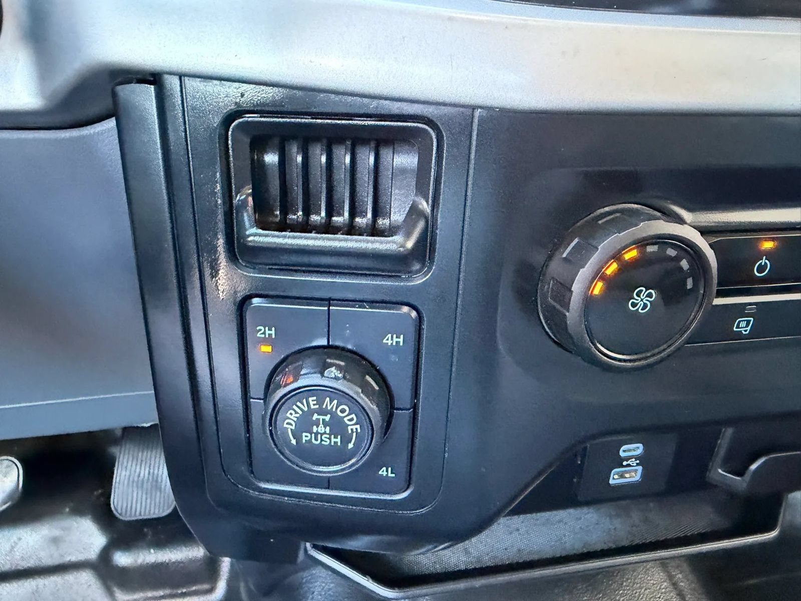 Used 2023 Ford F150 XL w/ FX4 Off-Road Package AWD/4WD image 7