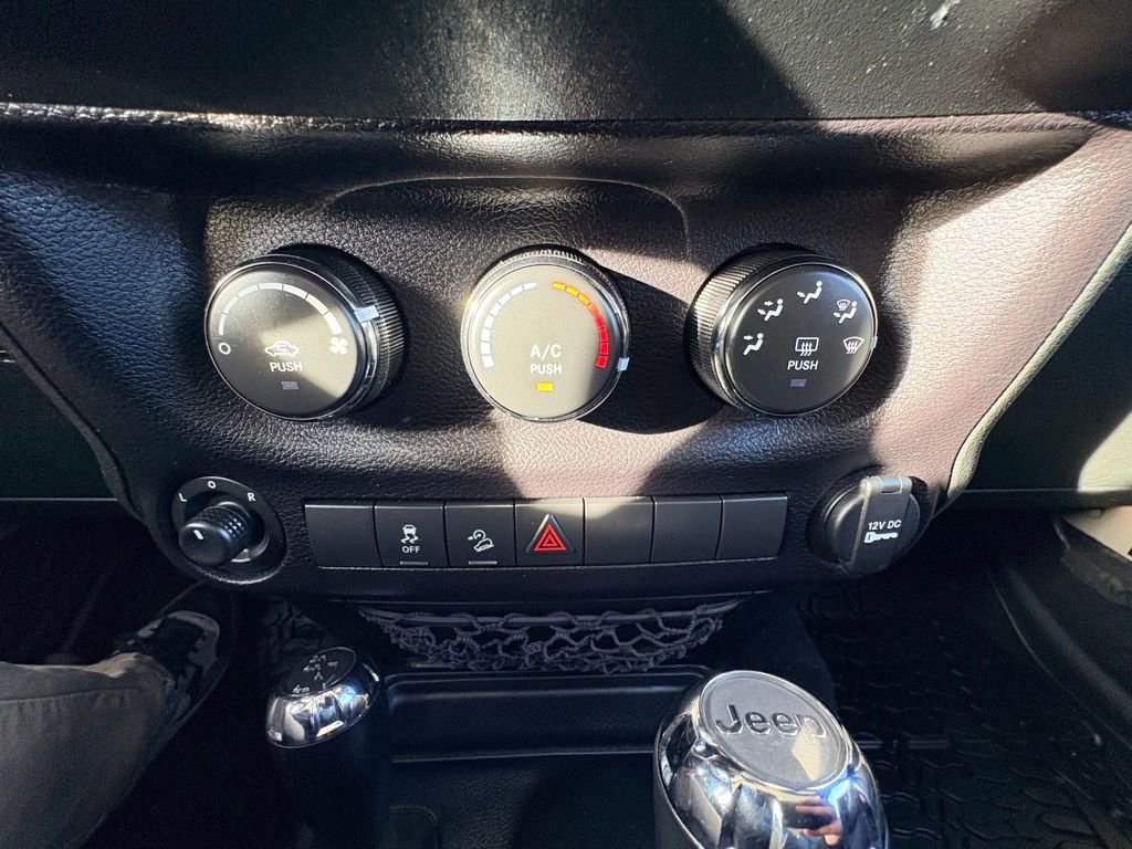 Used 2018 Jeep Wrangler Willys Wheeler image 14