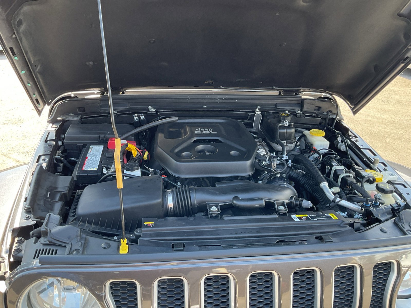 Used 2021 Jeep Wrangler Unlimited Sahara image 22