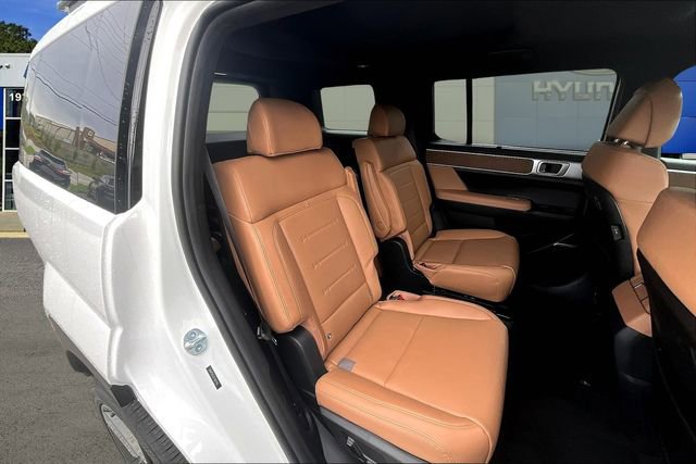 Certified 2026 Hyundai Santa Fe Limited image 9