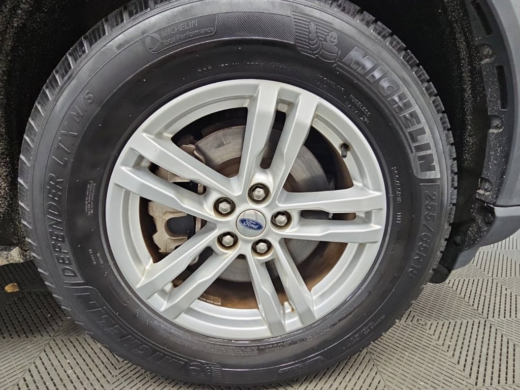 Used 2020 Ford Explorer XLT RWD image 47