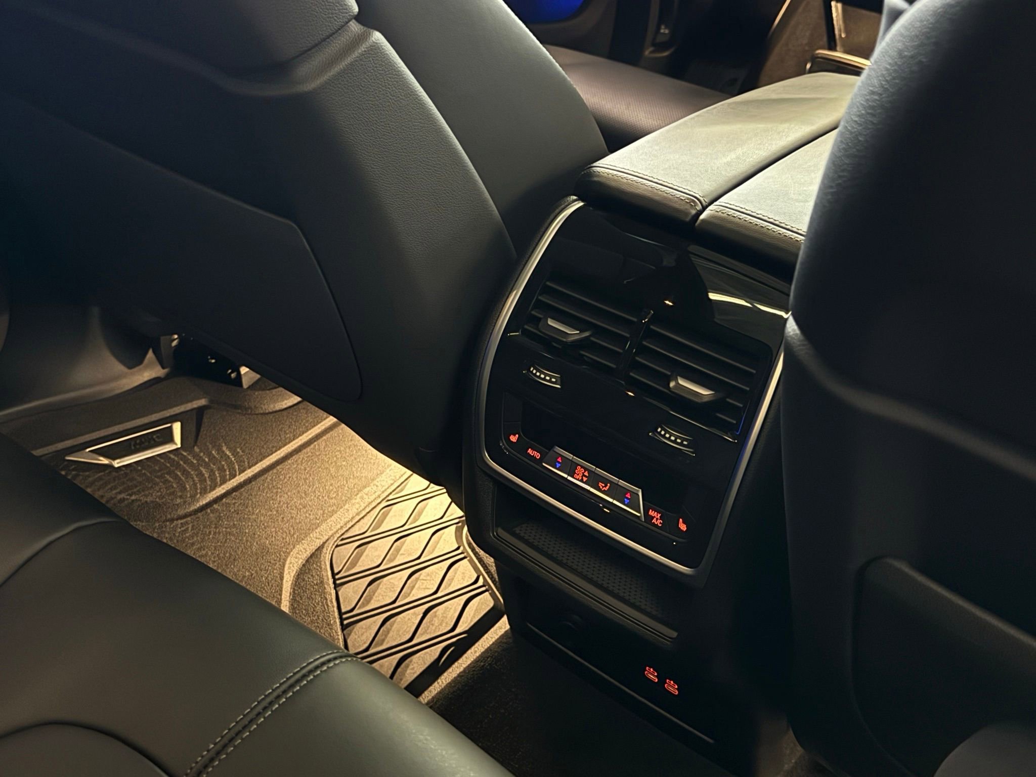 Used 2026 BMW X5 xDrive40i image 33