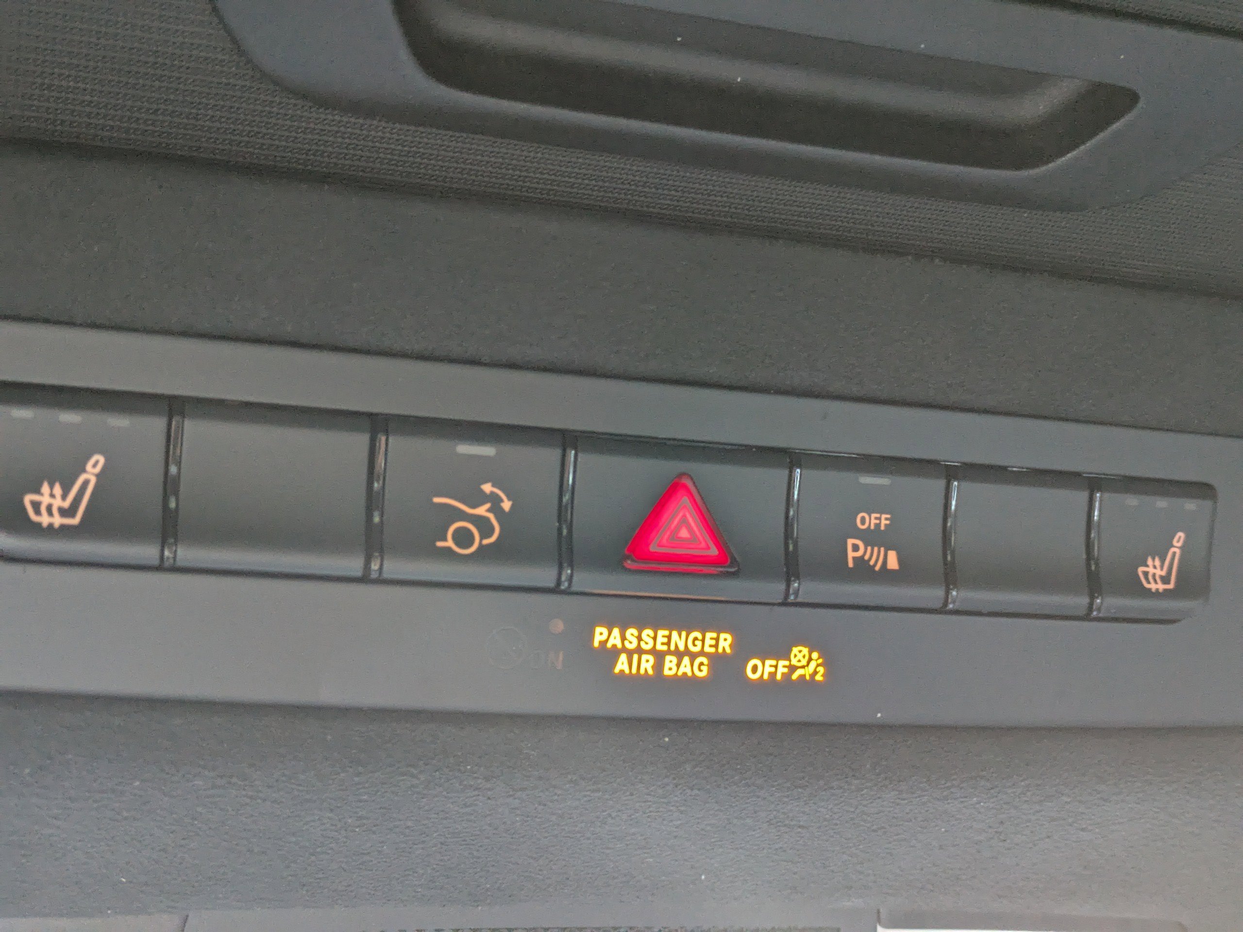 Used 2016 Mercedes-Benz AMG GT S w/ Exclusive Interior Package image 27