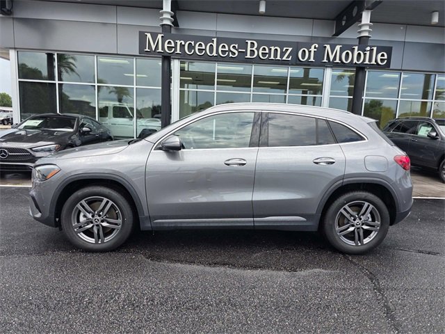 New 2025 Mercedes-Benz GLA 250 image 1