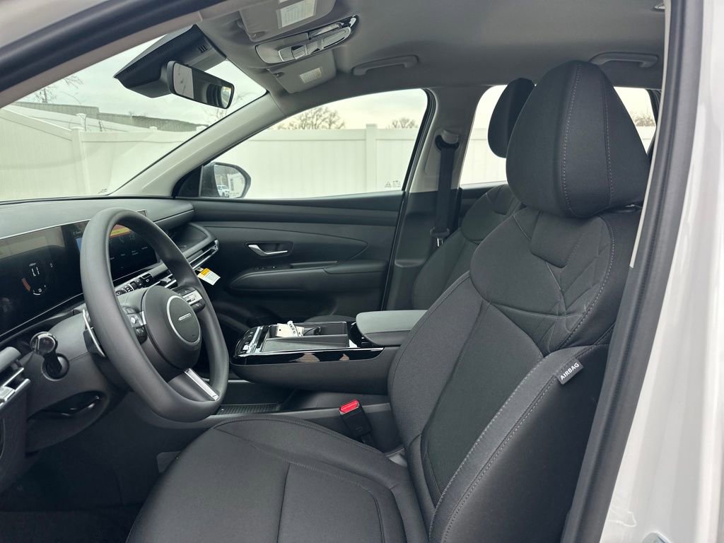 New 2026 Hyundai Tucson Blue SE image 9
