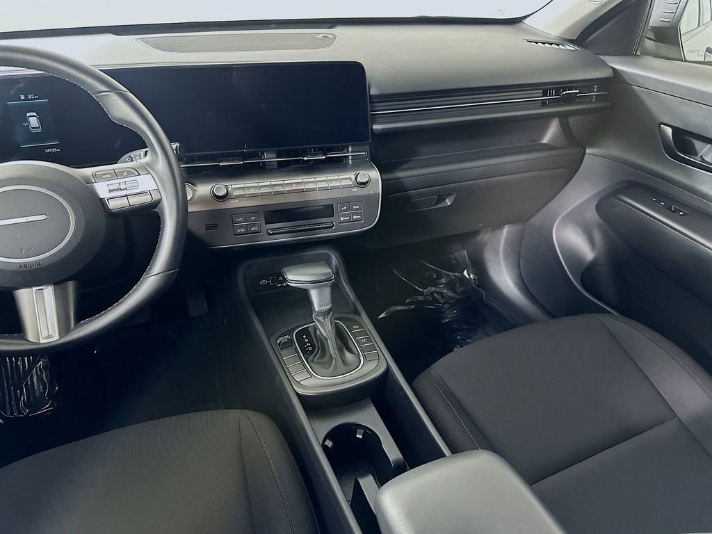 Used 2025 Hyundai Kona SEL FWD image 18