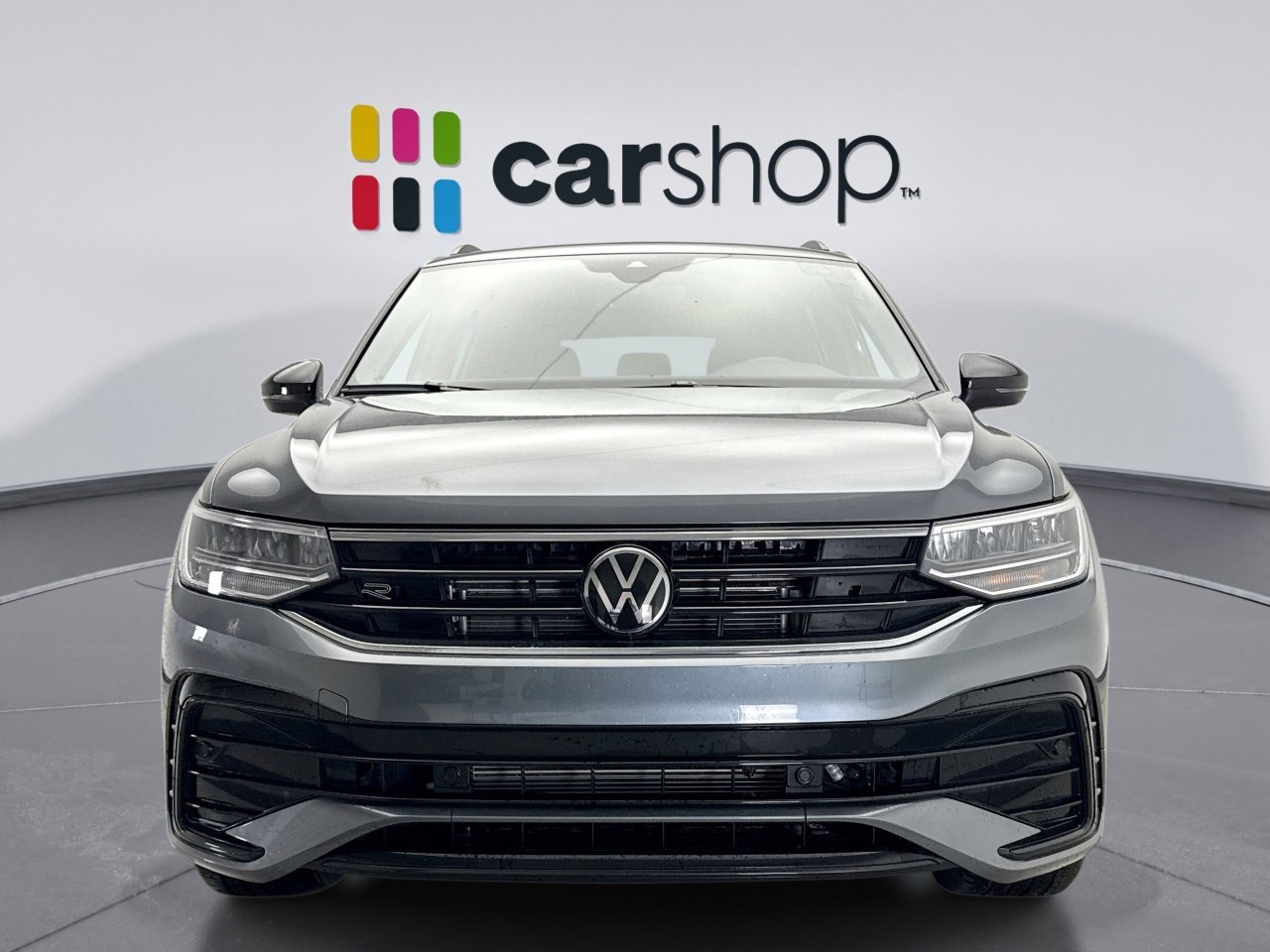 Used 2024 Volkswagen Tiguan SE R-Line FWD image 8