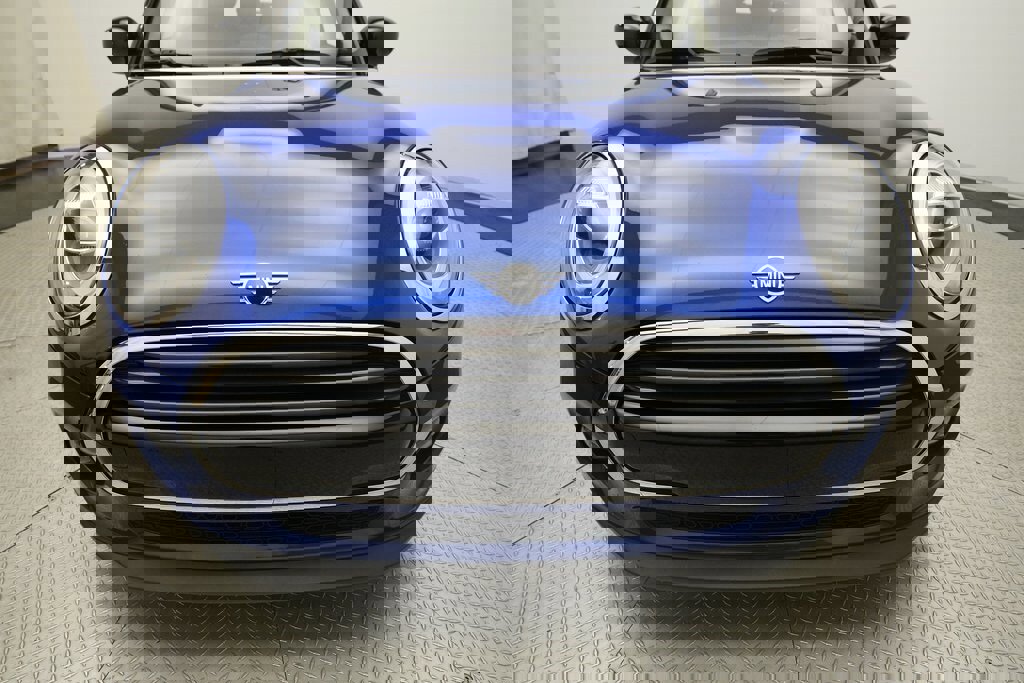 Used 2020 MINI Cooper 4-Door Hardtop image 21