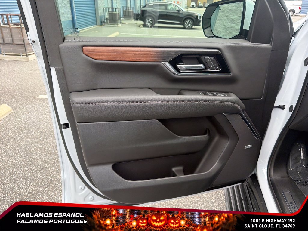 New 2026 GMC Yukon XL Denali w/ Denali Reserve Package AWD/4WD image 12