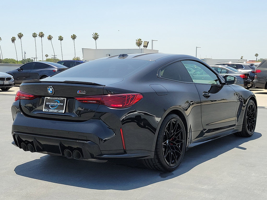 Used 2025 BMW M4 Competition w/ Executive Package RWD image 3
