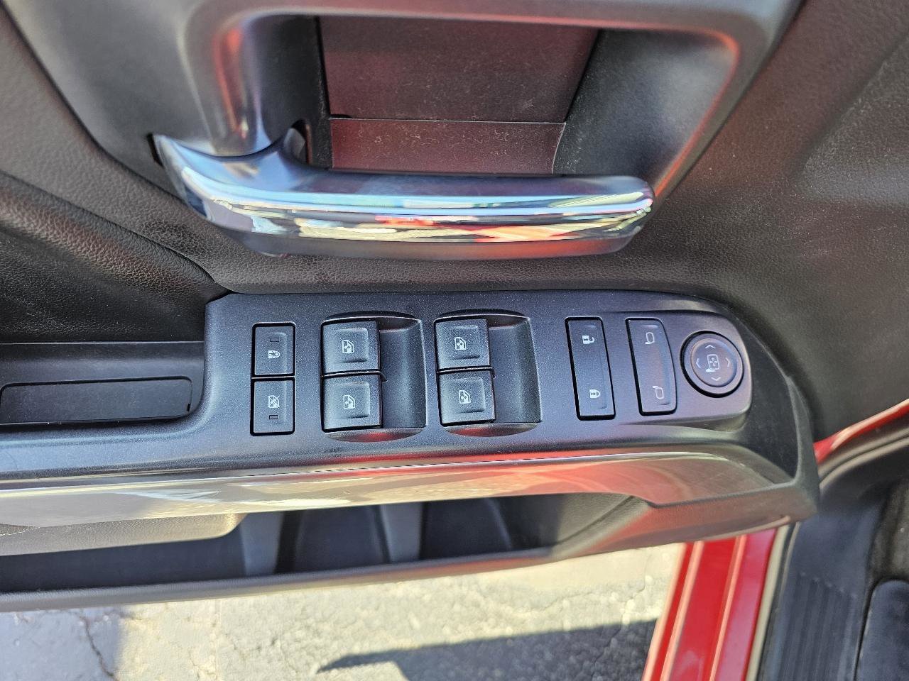 Used 2015 Chevrolet Silverado 1500 LT w/ All Star Edition AWD/4WD image 5