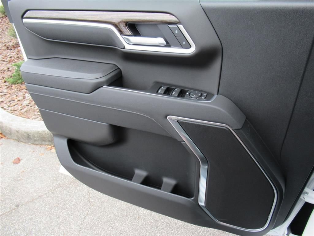 New 2026 GMC Sierra 1500 Elevation image 26