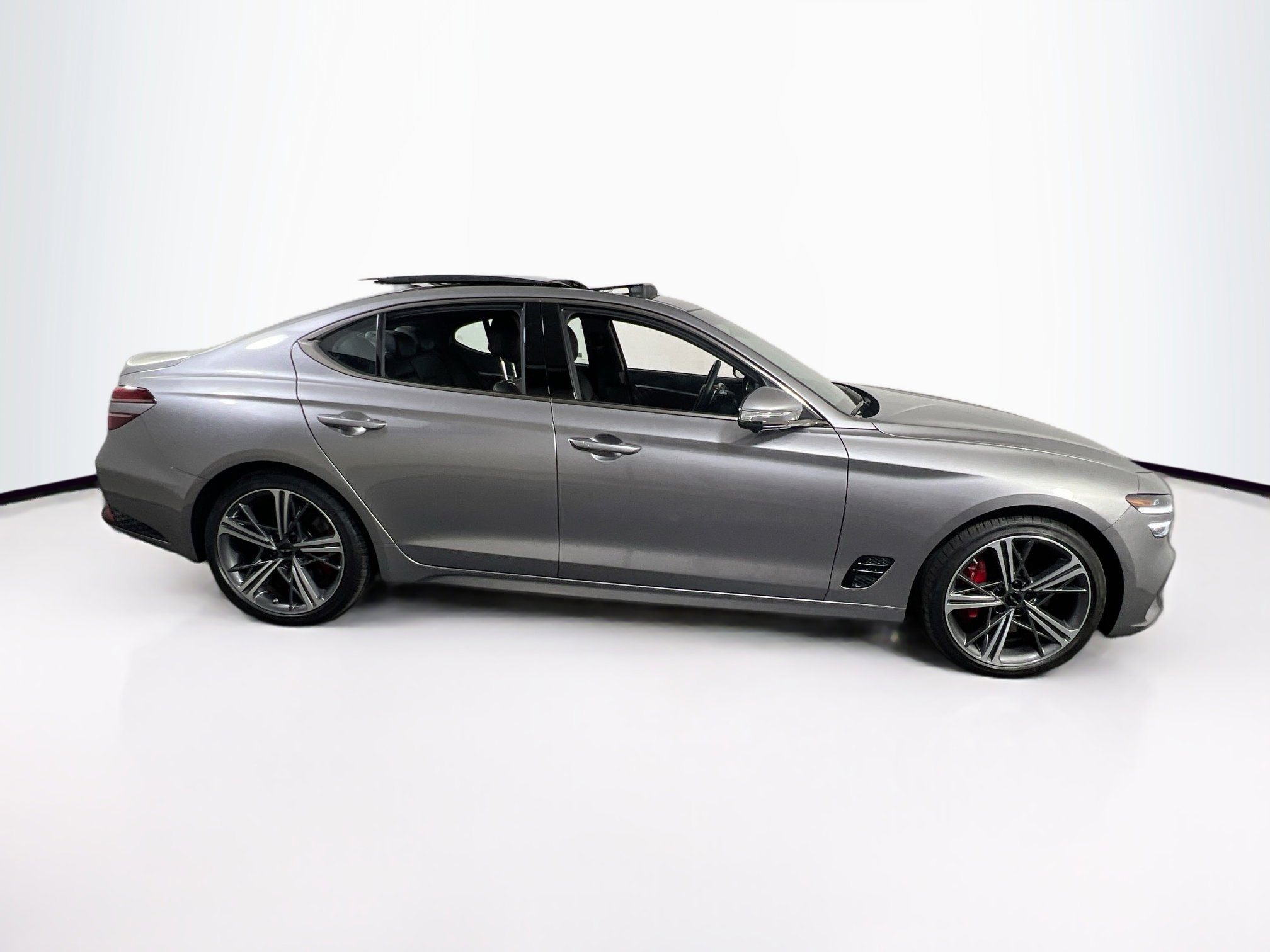 Used 2025 Genesis G70 3.3T Advanced w/ Sport Prestige Package image 4