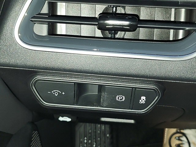 New 2025 Kia K4 GT-Line image 17