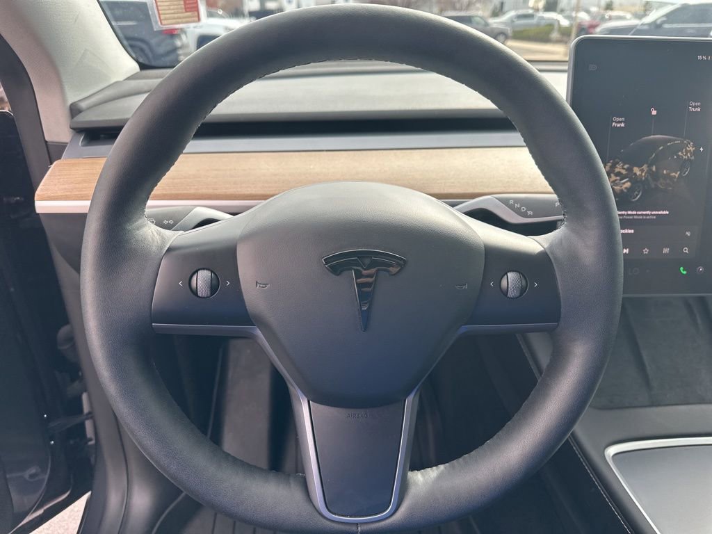 Used 2023 Tesla Model Y Long Range image 2