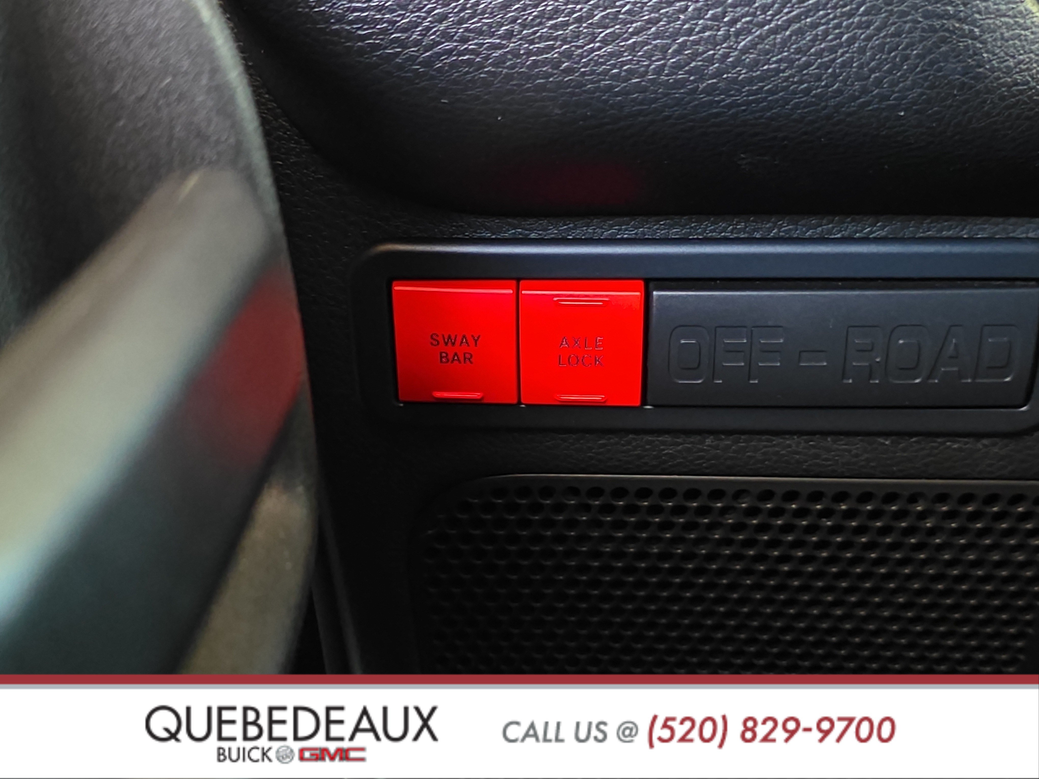 Used 2015 Jeep Wrangler Unlimited Rubicon w/ Dual Top Group AWD/4WD image 21