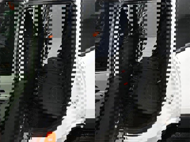 Used 2018 Jeep Renegade Latitude image 20