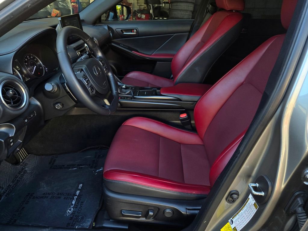 Used 2022 Lexus IS 300 300 w/ Premium Package image 16