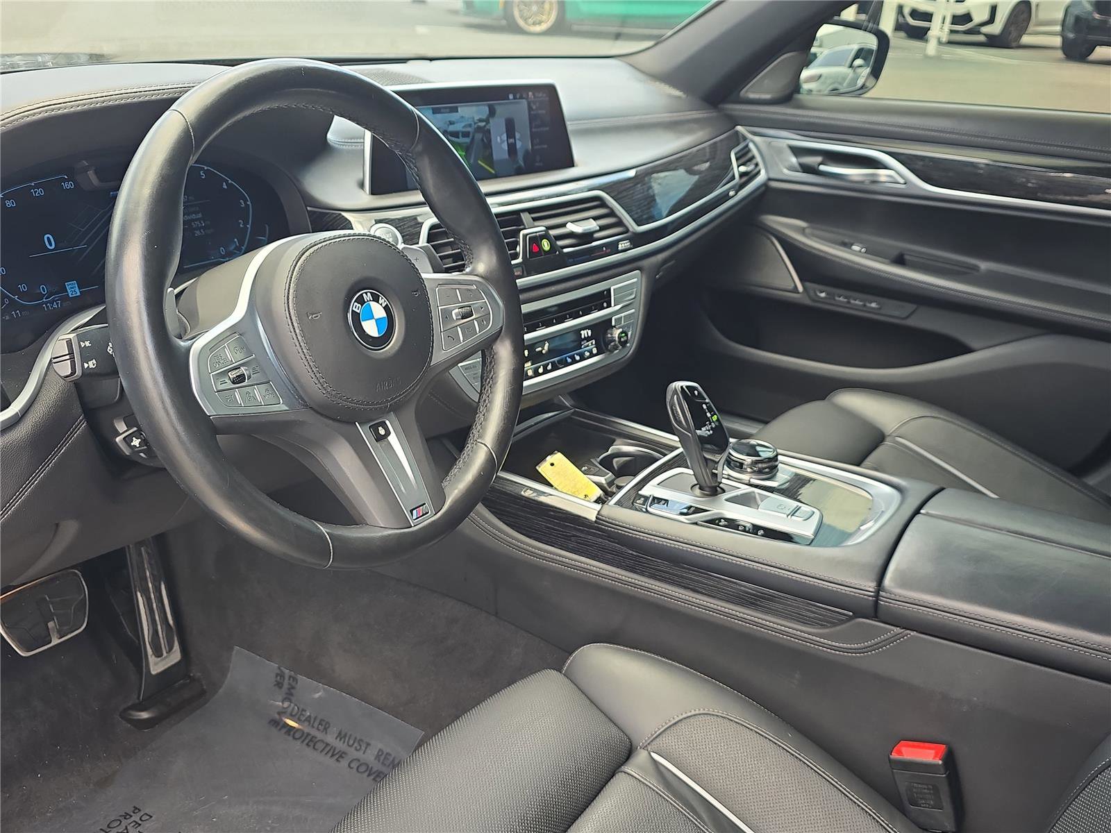 Used 2022 BMW 750i xDrive w/ Executive Package AWD/4WD image 16