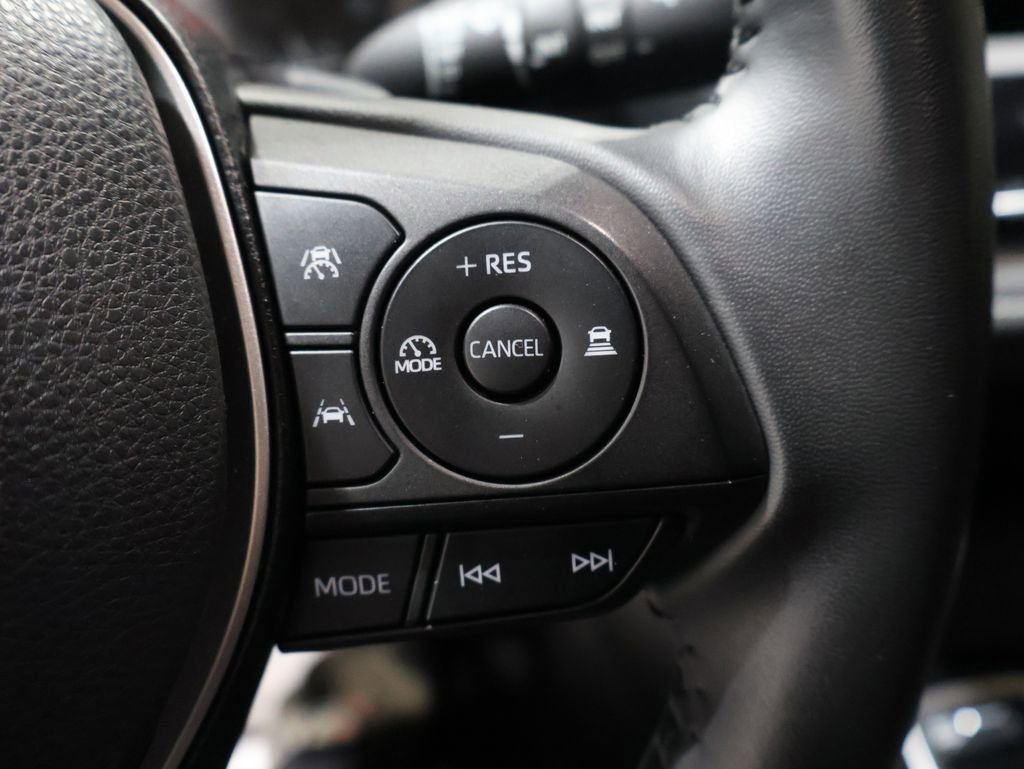 Used 2024 Toyota Corolla SE image 36