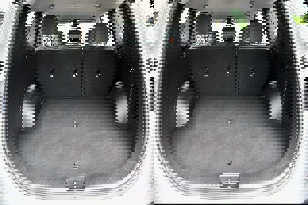 Used 2023 Hyundai Santa Fe SEL image 13