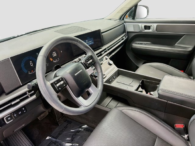 Certified 2025 Hyundai Santa Fe XRT AWD/4WD image 10