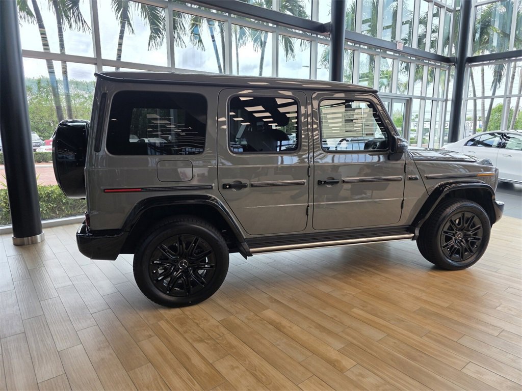 New 2026 Mercedes-Benz G 580 w/ EQ Technology image 3