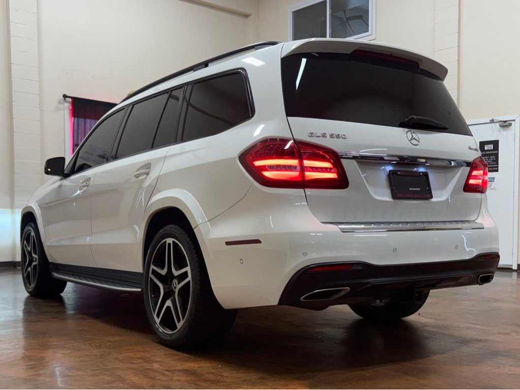 Used 2017 Mercedes-Benz GLS 550 4MATIC image 34