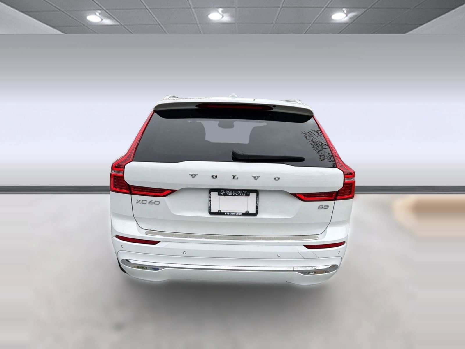 Certified 2023 Volvo XC60 B5 Plus w/ Protection Package Premier FWD image 10