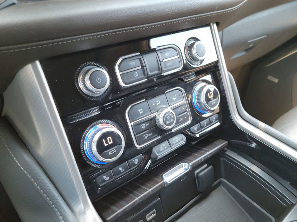 Used 2023 GMC Yukon Denali AWD/4WD image 29