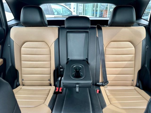 Used 2023 Volkswagen Atlas Cross Sport SEL Premium R-Line image 21