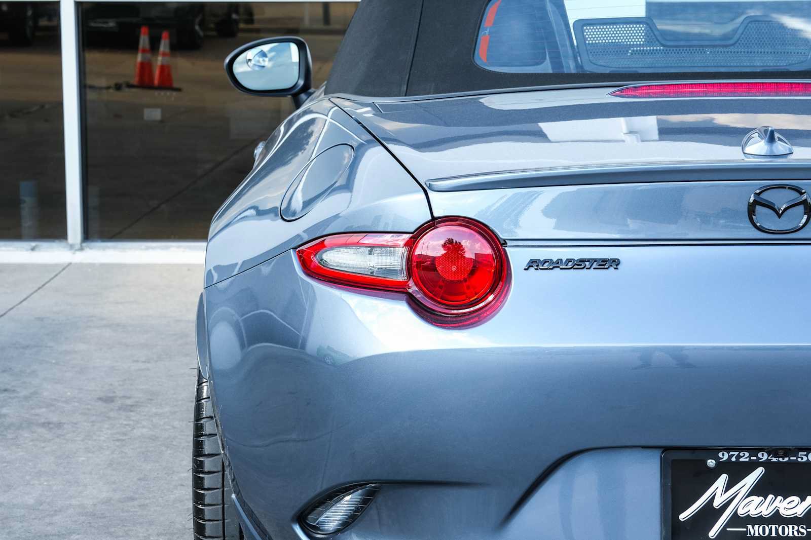Used 2016 MAZDA MX-5 Miata Grand Touring RWD image 12