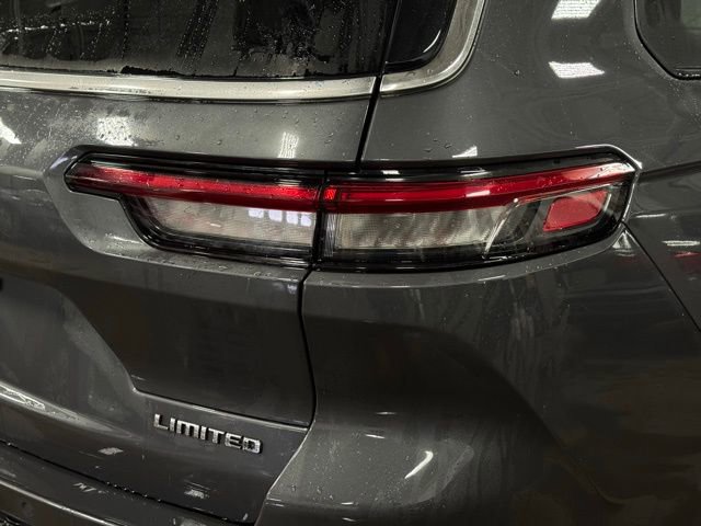 Used 2023 Jeep Grand Cherokee L Limited image 6