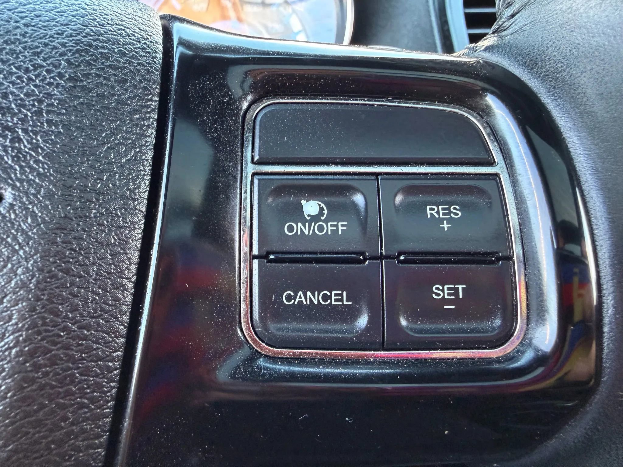 Used 2013 Chrysler 300 S image 34