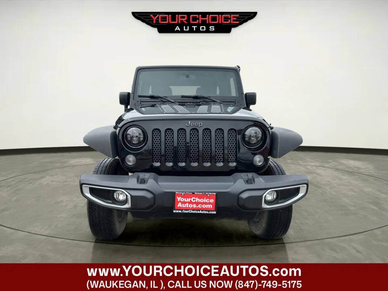 Used 2015 Jeep Wrangler Unlimited Rubicon w/ Dual Top Group AWD/4WD image 8