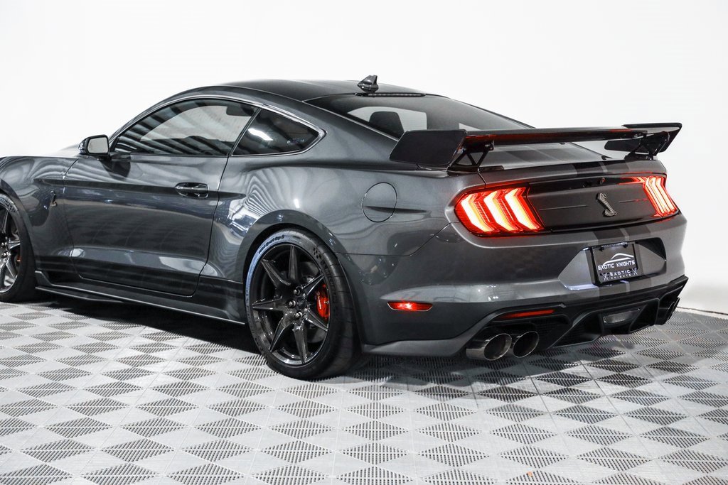Used 2022 Ford Mustang Shelby GT500 w/ Carbon Fiber Track Pack image 20