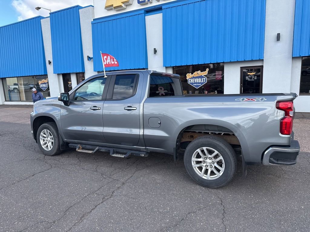 Used 2020 Chevrolet Silverado 1500 LT w/ All-Star Edition AWD/4WD image 14