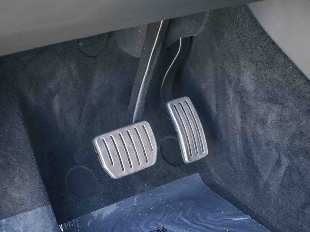 Used 2023 Tesla Model X AWD/4WD image 19