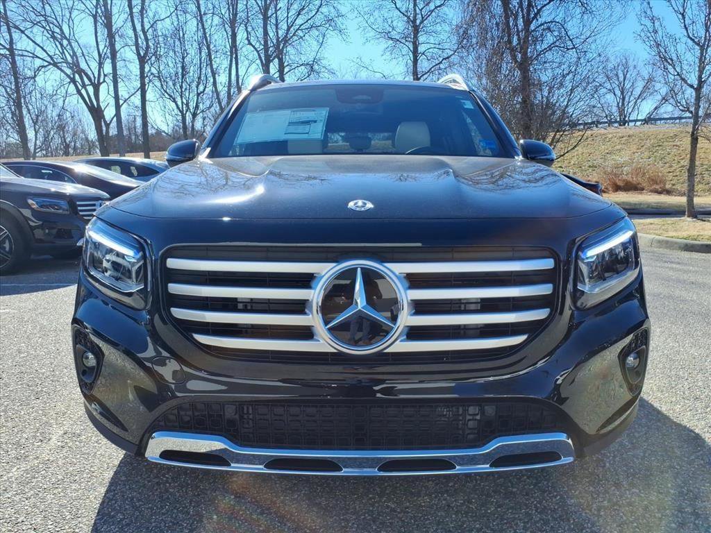 New 2026 Mercedes-Benz GLB 250 4MATIC image 2