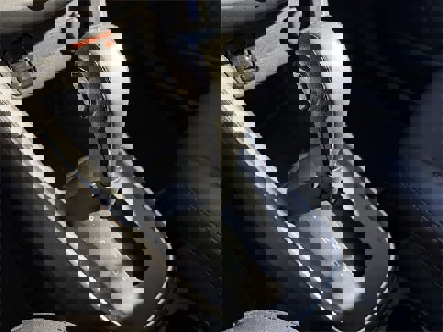 Used 2022 Chevrolet Trax LT w/ LT Convenience Package image 18