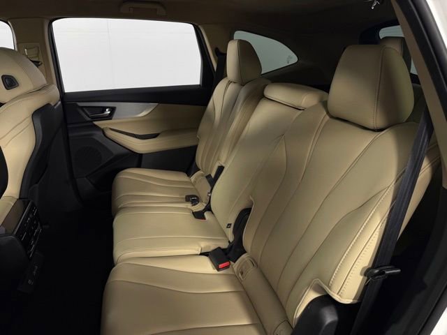 Used 2024 Acura MDX SH-AWD image 16